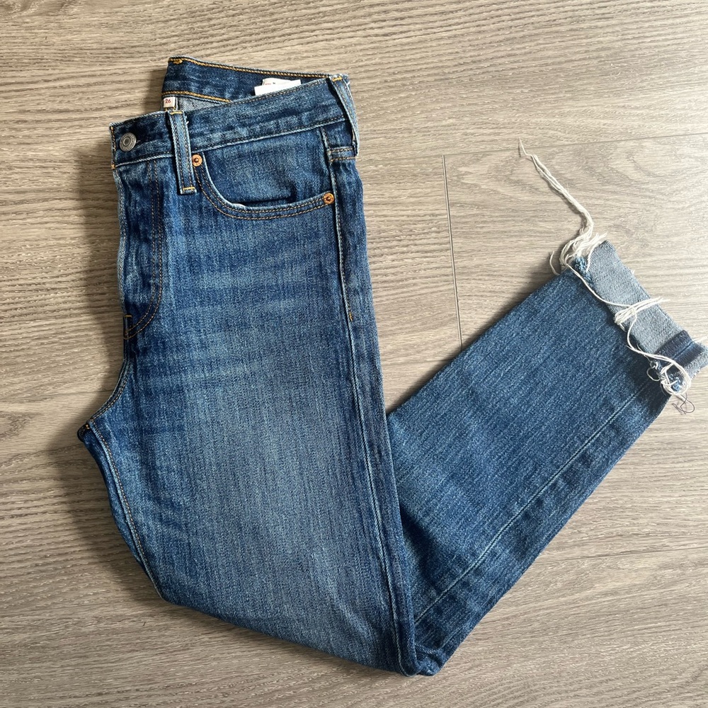 Levi’s White Oak Cone Denim Jeans Size 26 Medium Wash